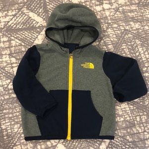 The North Face Fleece Zip-up Hoodie Jacket Size 6-12 months